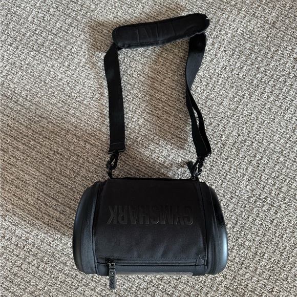Gymshark LC Bag - Picture 2 of 6